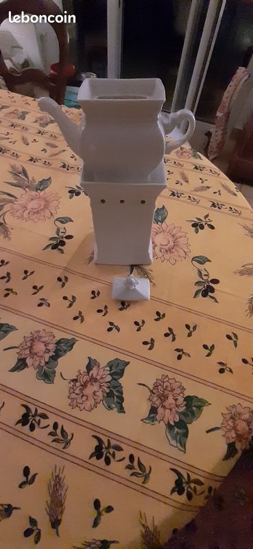 Théière en porcelaine (image 2)