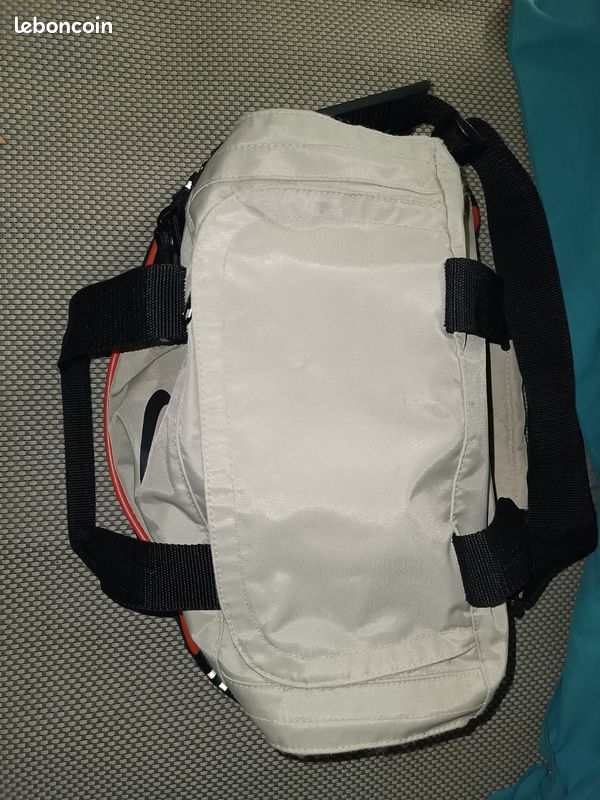 Sac de sport NIKE (image 2)