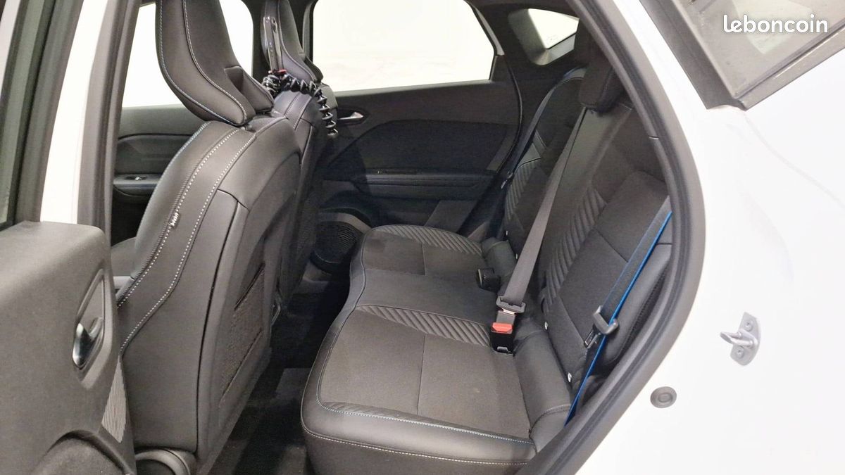 Renault captur mild hybrid 160 edc esprit alpine (image 13)