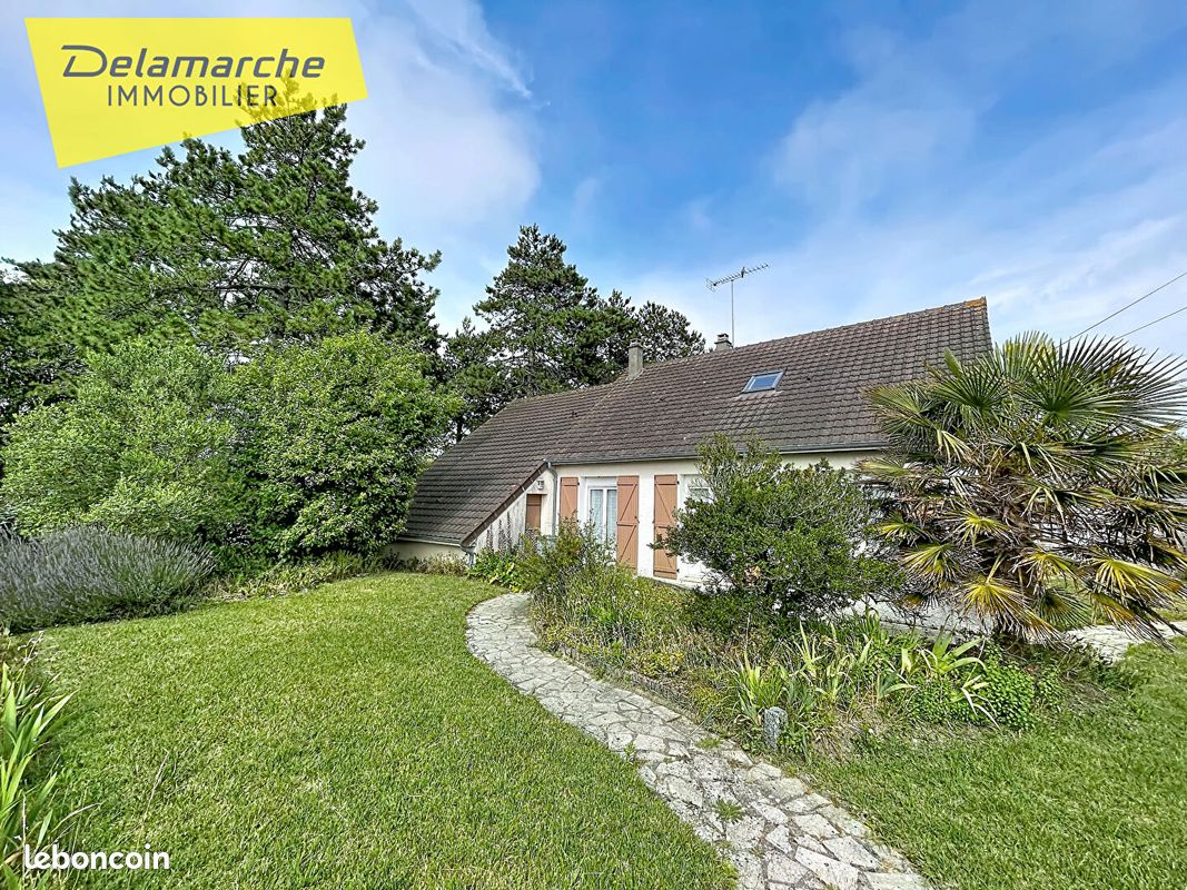 Maison 5 pièces 130 m² · à Hauteville-sur-Mer · 130 m² · 300 000 €