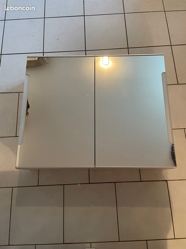 Armoire de salle de bains (image 1)