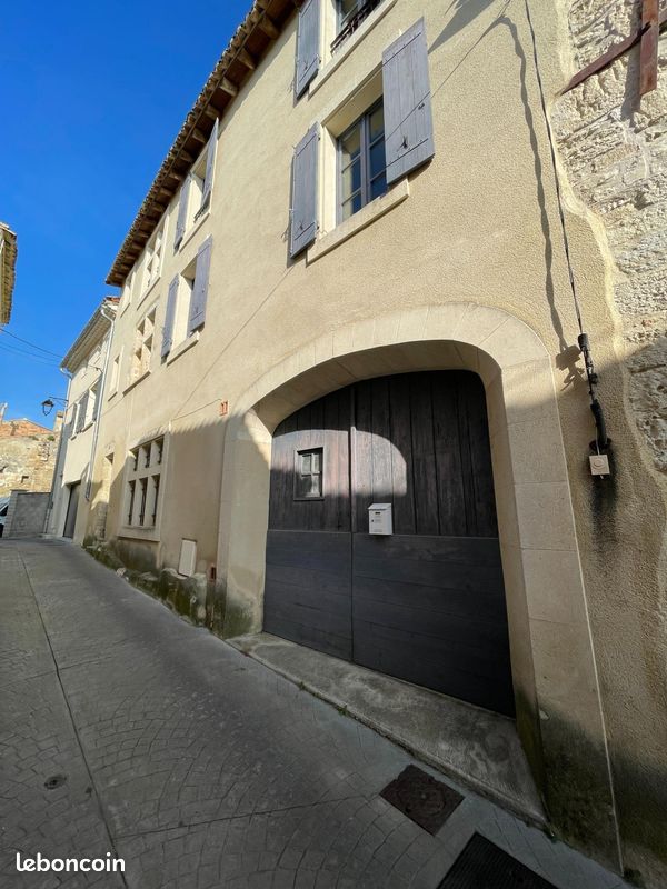 Maison 7 pièces 135 m² · à Montfrin · 135 m² · 280 000 €