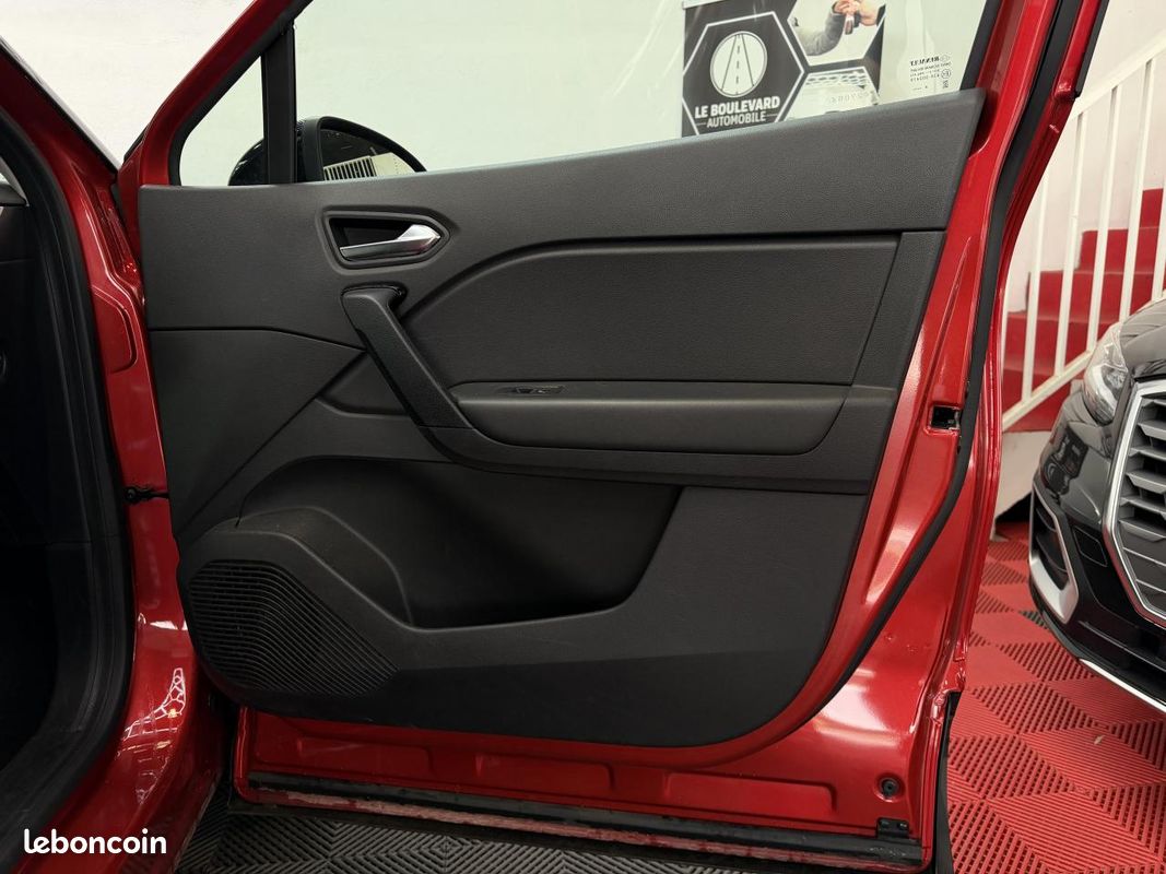 RENAULT CAPTUR (222EUROS/MOIS) 1.5 dCi 115cv Zen CAMERA DE RECULE (image 20)