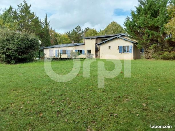 Maison 5 pièces 269 m²