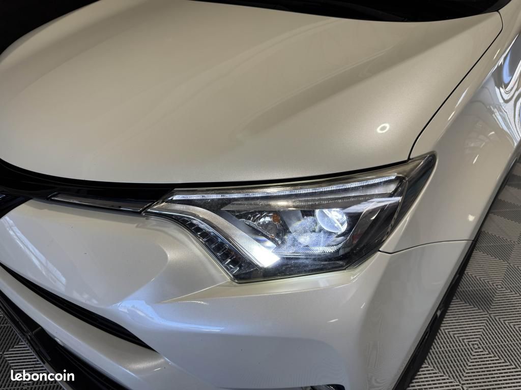TOYOTA RAV 4 143 CH D-4D 4x2 Design Business - GARANTIE 12 MOIS (image 26)