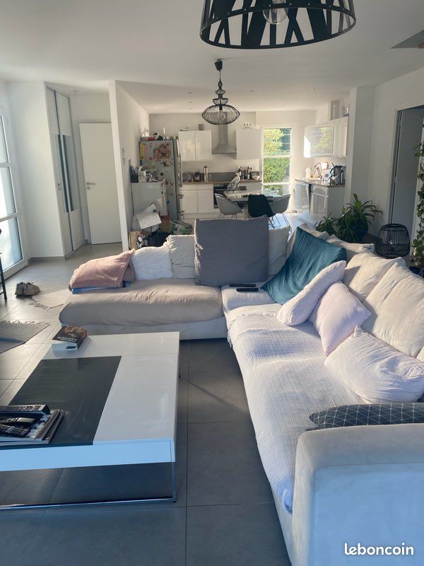 Maison 6 pièces 164 m² · à Thumeries · 164 m² · 1 795 €