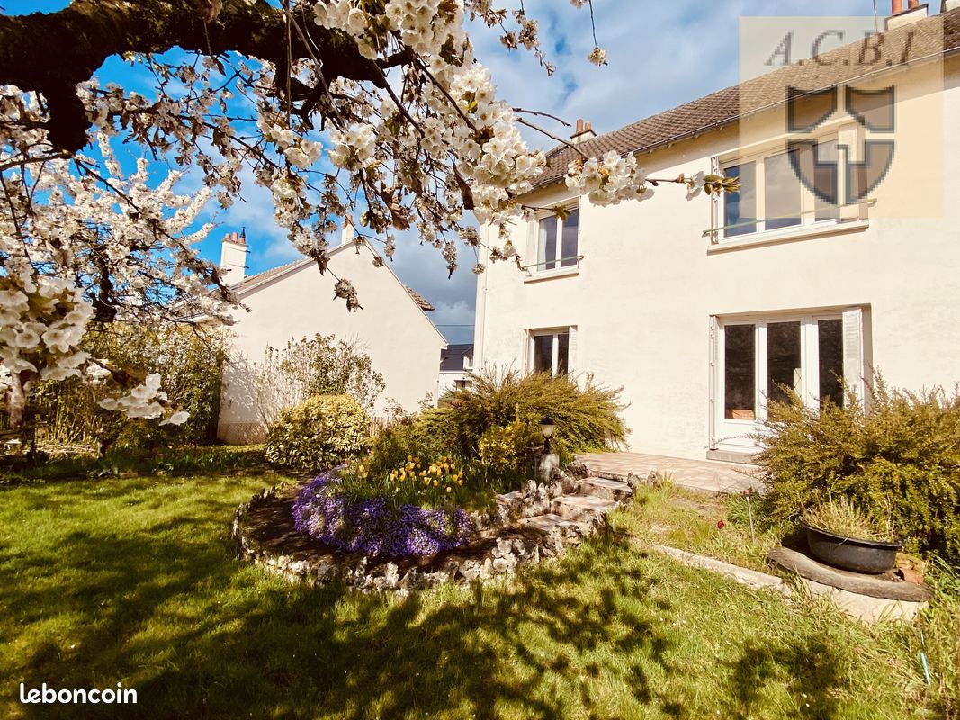 Maison 4 pièces 96 m² · à Vendôme · 96 m² · 128 000 €
