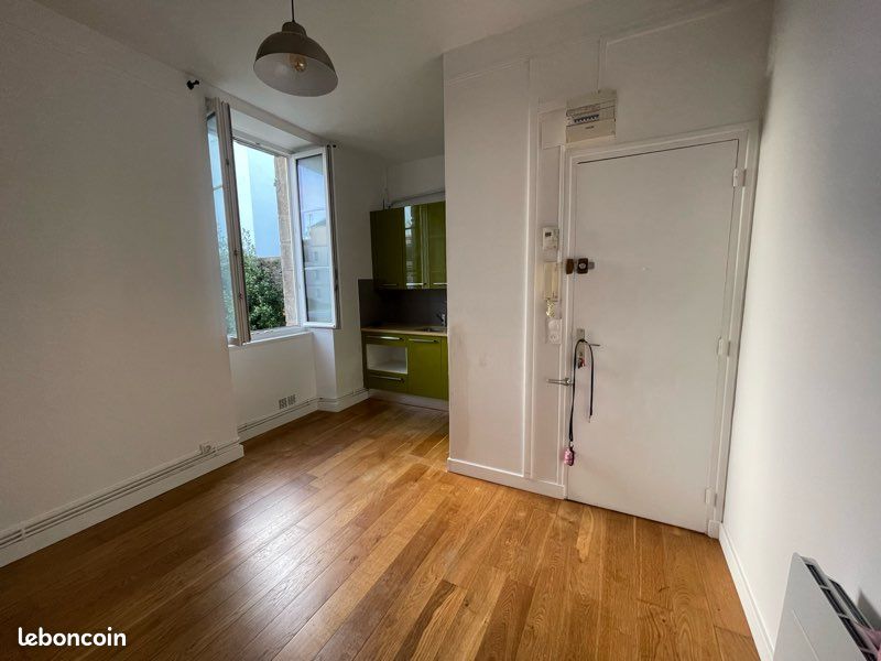 Appartement 2 pièce(s) 27 m²à louer Vannes