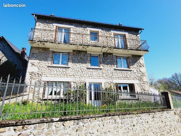 Maison 8 pièces 205 m²