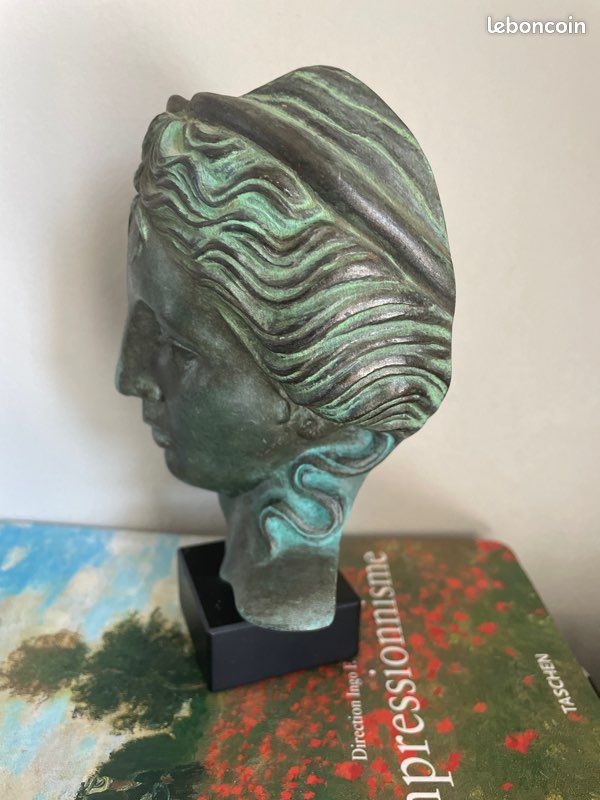 Sculpture en résine Athéna (image 3)