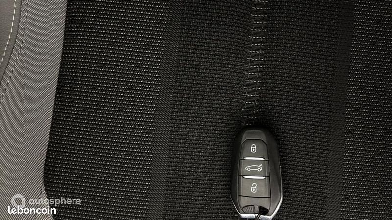 Opel Mokka Mokka-e 136ch Elegance Business (image 16)