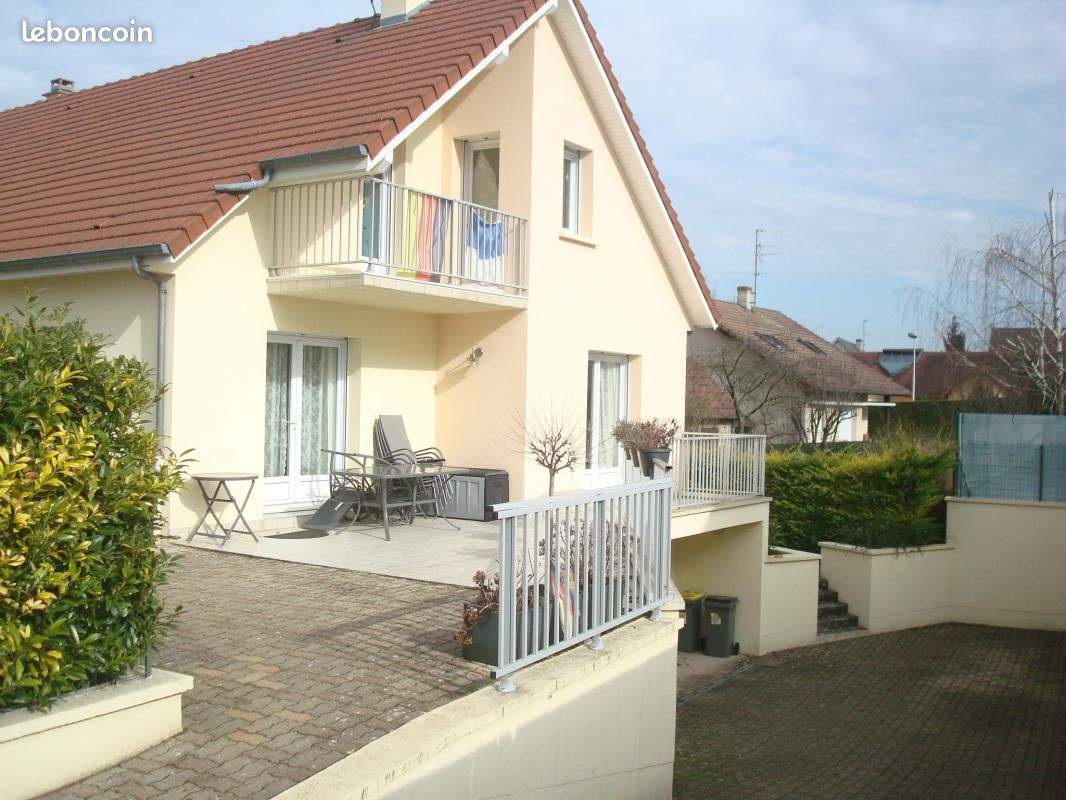 Maison 6 pièces 135 m² · à Fontaine-lès-Dijon · 135 m² · 1 686 €/mois