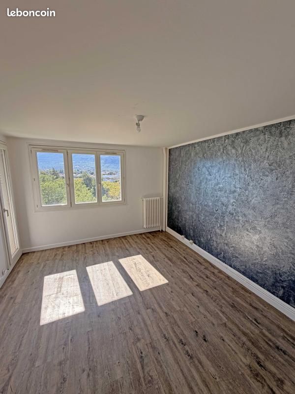 Appartement 3 pièces 57 m² · à Échirolles · 57 m² · 604 €/mois