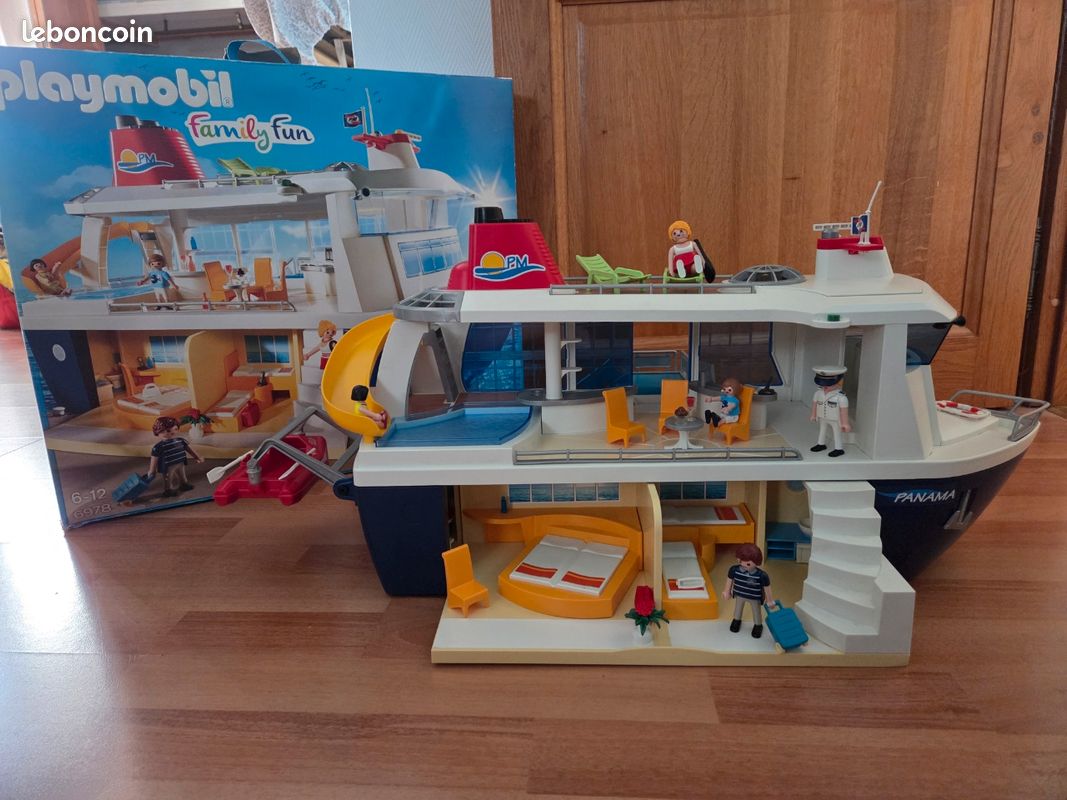 Playmobil FamilyFun bateau de croisière (image 2)