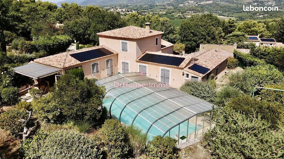Maison 6 pièces 186 m² · à Vaison-la-Romaine · 186 m² · 599 000 €