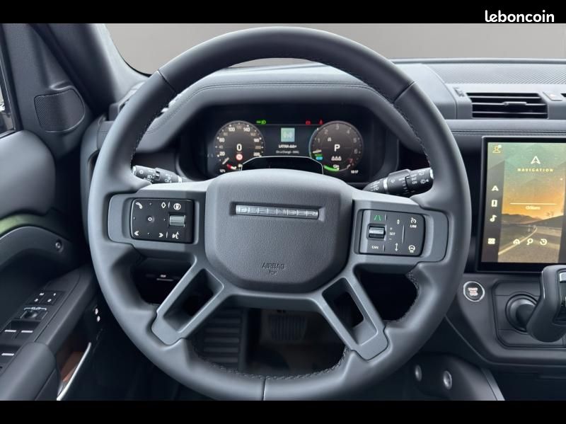 Land-rover Defender 110 2.0 P300e PHEV Black Edition (image 9)