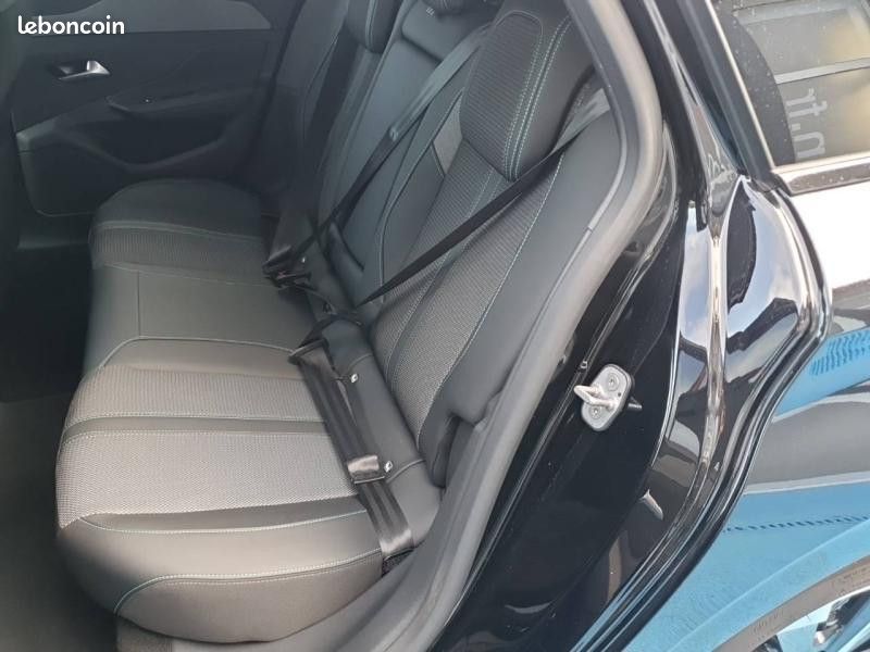 Peugeot 308 SW 1.2 Hybrid 145ch Allure e-DCS6 (image 8)