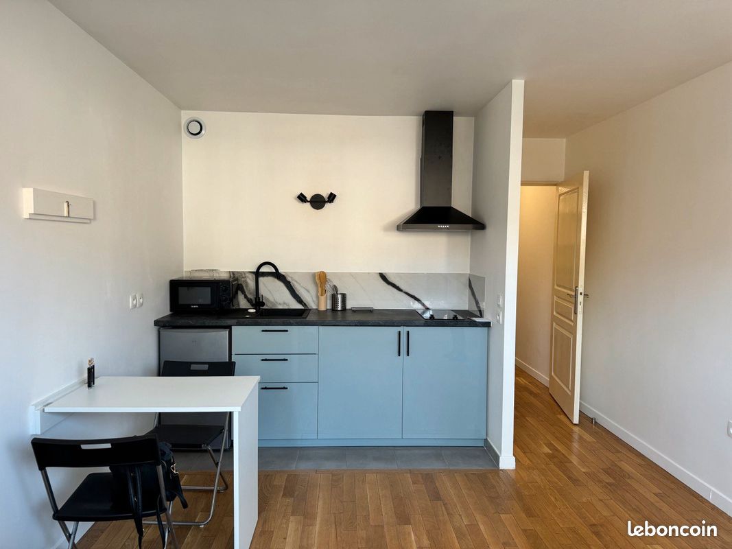 Appartement 1 pièce 28 m² · à Pontault-Combault · 28 m² · 730 €/mois