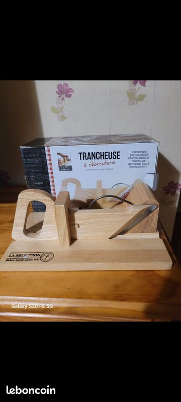 Trancheuse à saucisson (image 2)
