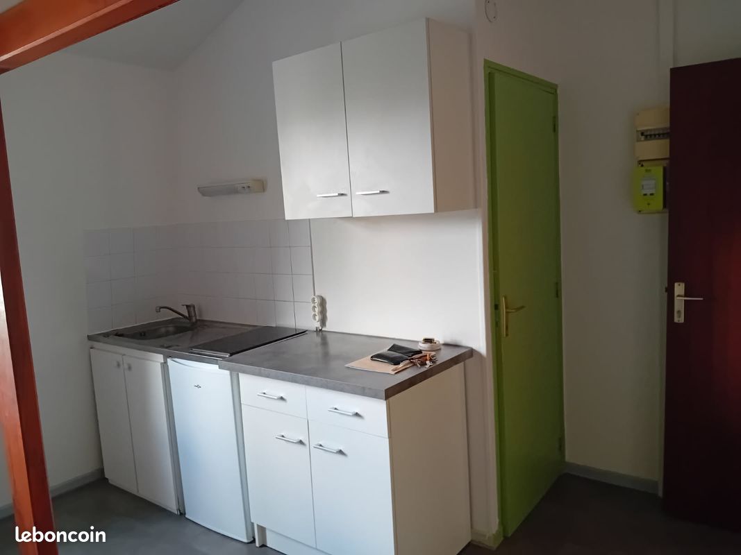 Appartement a louer reims - 1 pièce(s) - 22 m2 - Surfyn