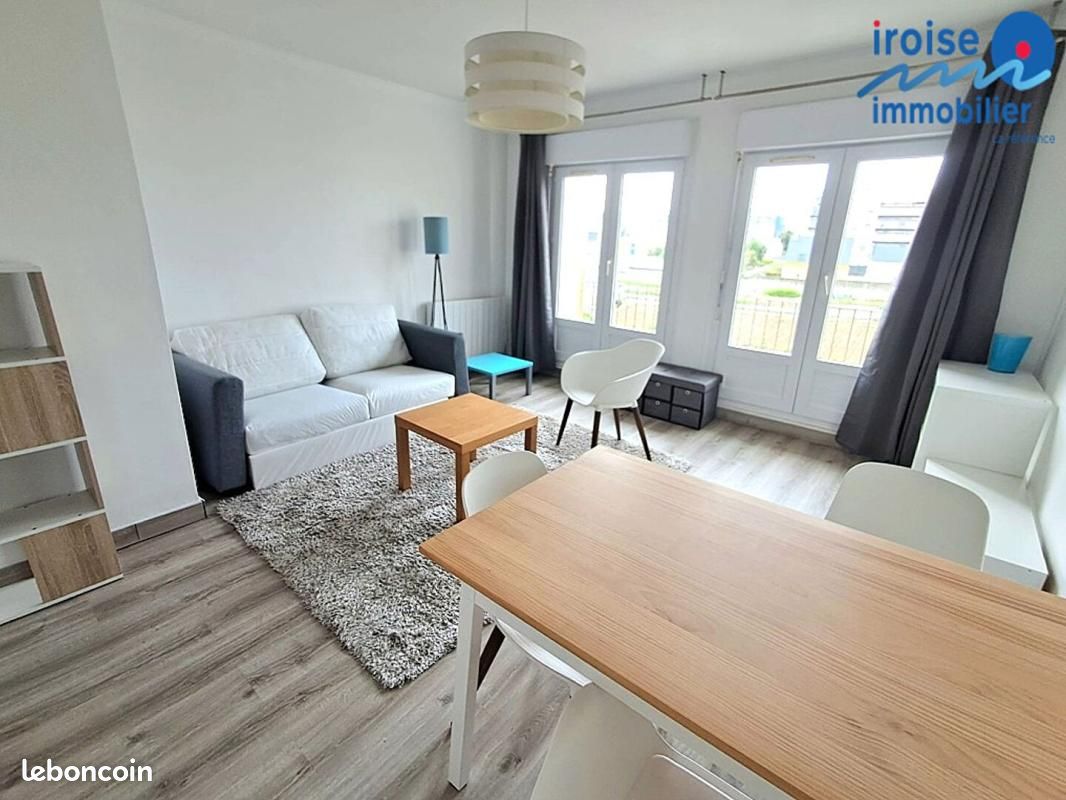 Appartement 2 pièces 51 m² · à Brest · 51 m² · 590 €