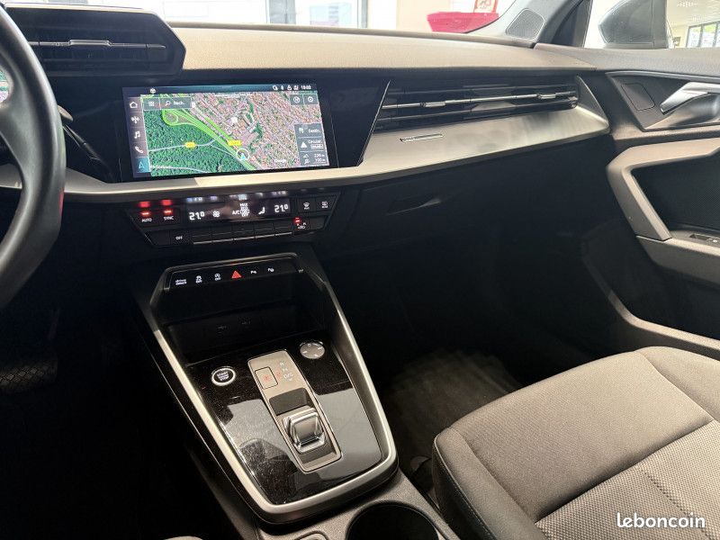 Audi A3 BERLINE / A PARTIR DE 307,90/MOIS* / 35 TFSI 150CH MILD HYBRID BUSINESS LINE S TRONIC 7 (image 11)
