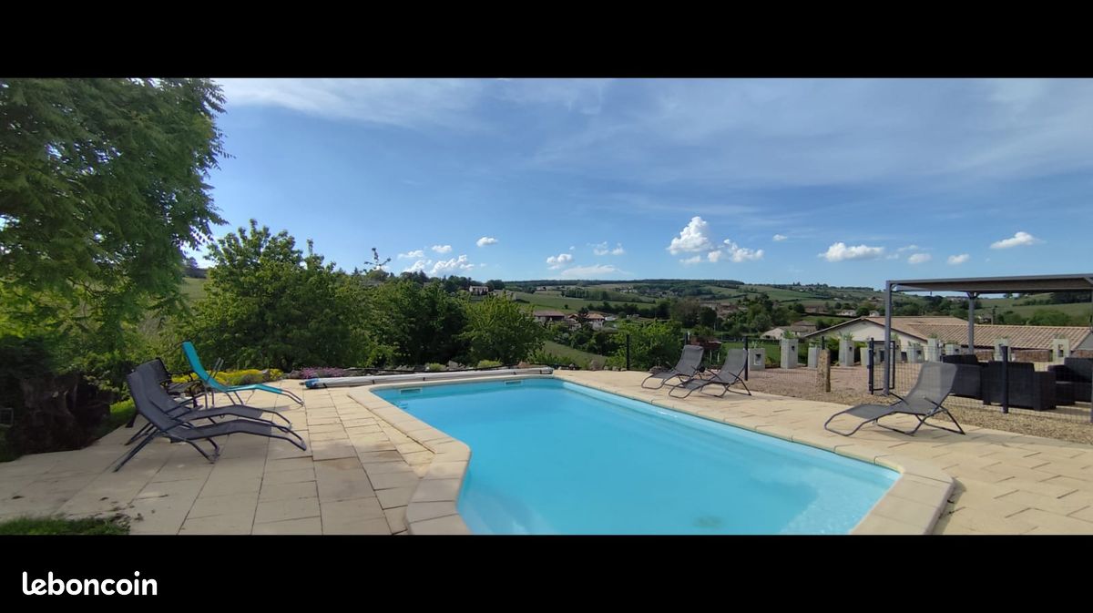 Maison 9 pièces 196 m² · à Hurigny · 196 m² · 520 000 €