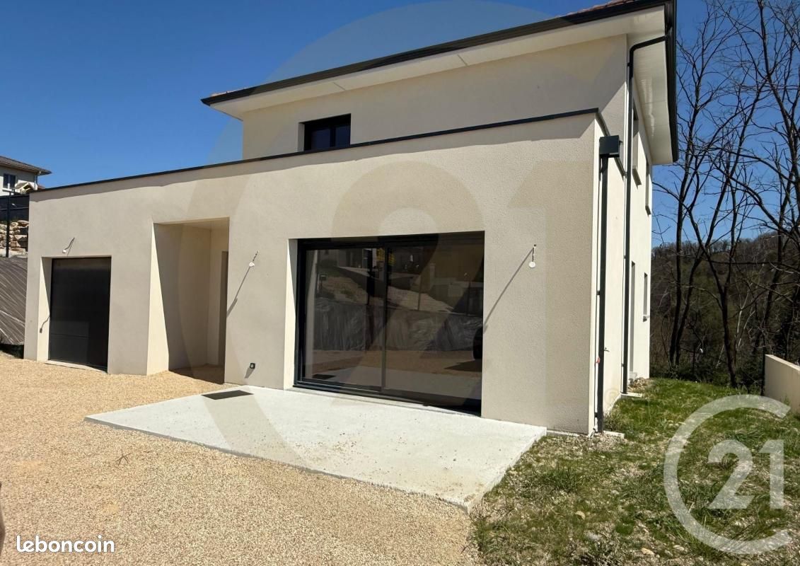 Maison 5 pièces 136 m² · à Bourgoin-Jallieu · 136 m² · 465 000 €