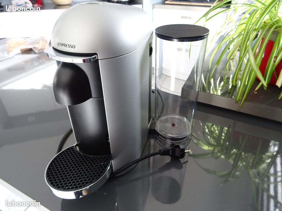 Cafetière Nespresso Vertuo (image 1)