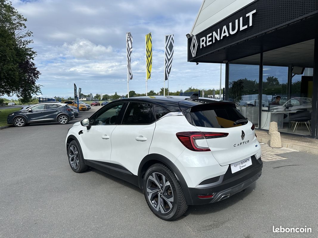 Renault CAPTUR II 1.6 E-TECH HYBRIDE 145CH RS LINE (image 4)
