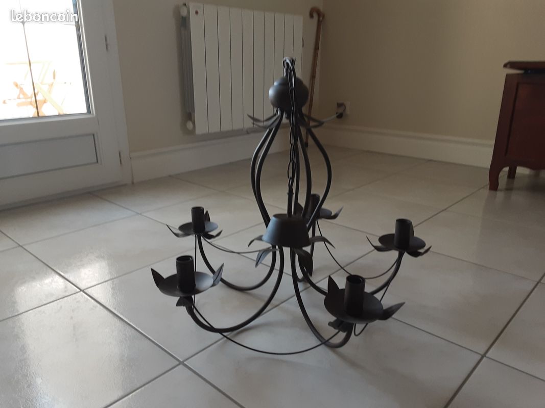 Lustre (image 1)