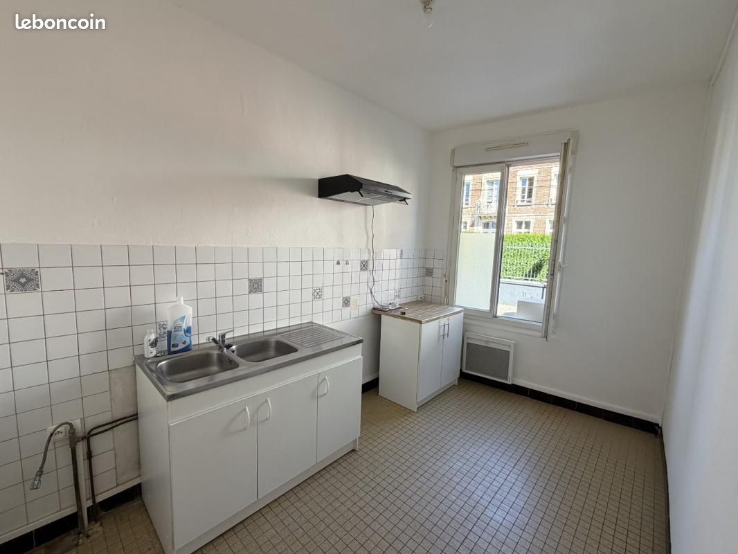 Maison 5 pièces 99 m² · à Eu · 99 m² · 825 €/mois