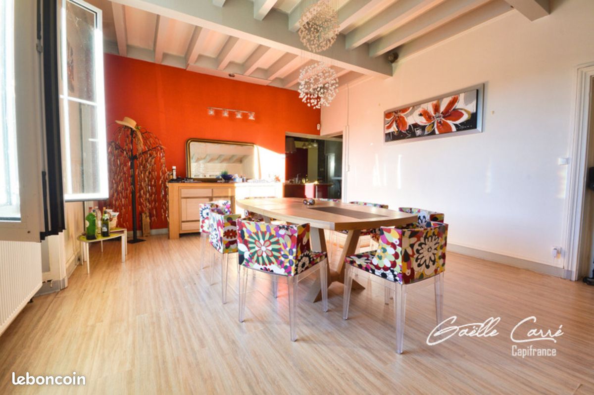 Maison 9 pièces 248 m² · à Chasseneuil-sur-Bonnieure · 248 m² · 411 950 €