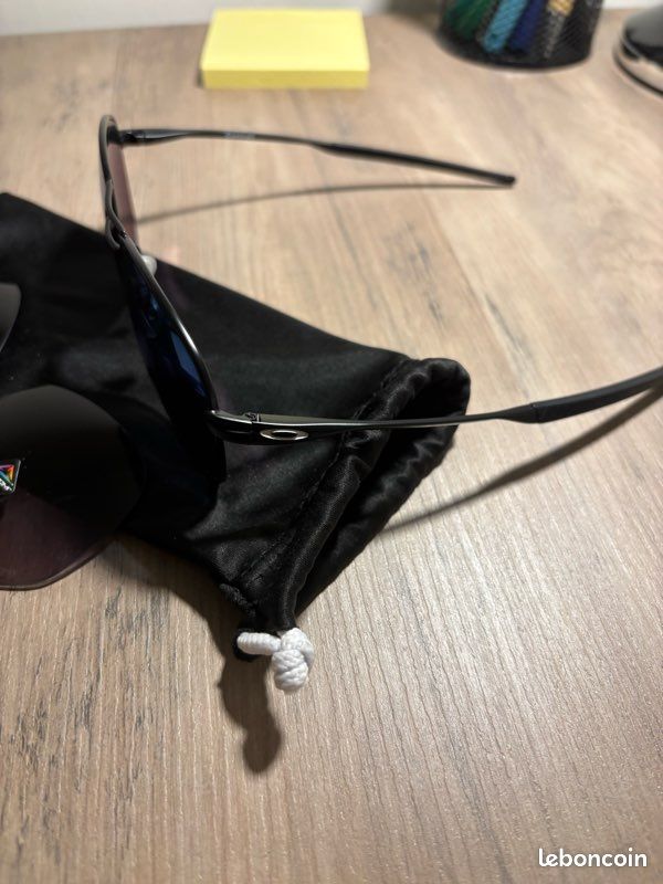 Lunette de soleil Oakley (image 4)