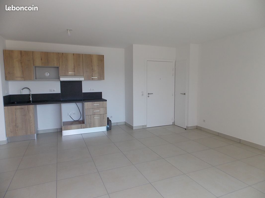 Appartement 3 pièces 65 m² · à Canet-en-Roussillon · 65 m² · 830 €/mois