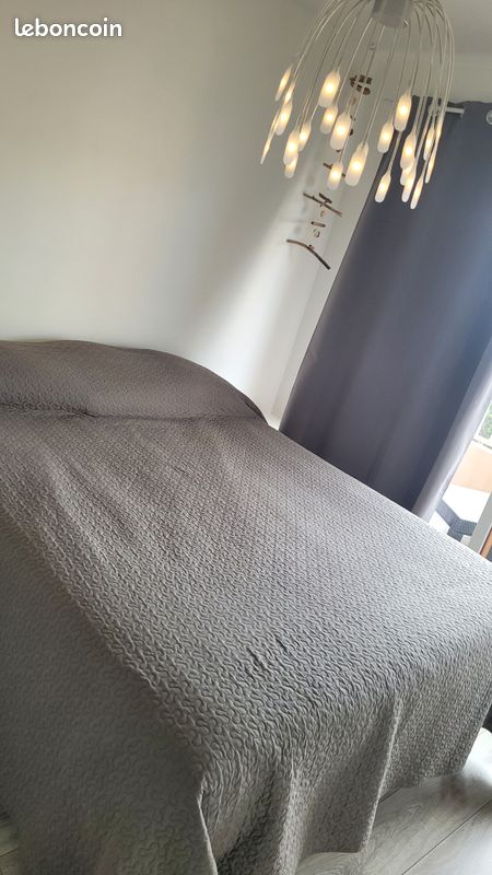 Appartement 3 pièces 59 m² · à Saint-Mandrier-sur-Mer · 59 m² · 980 €/mois