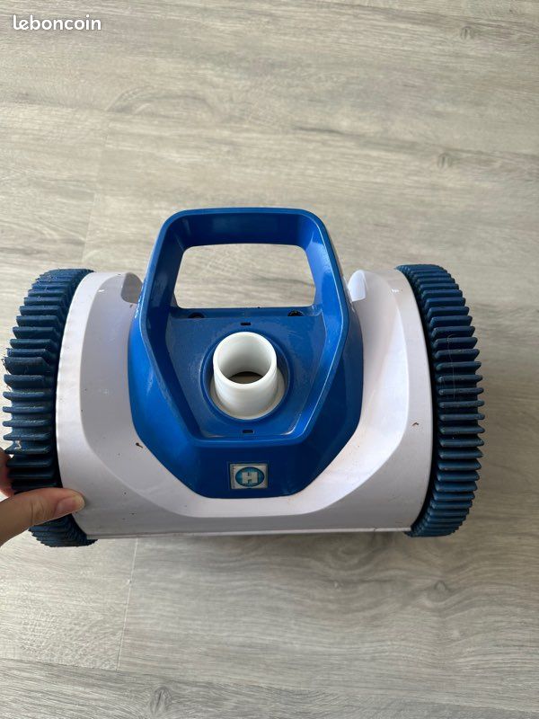 Robot piscine (image 1)