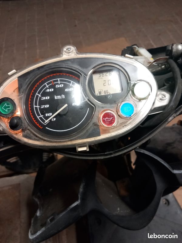 Compteur mbk Mach g - Équipement moto