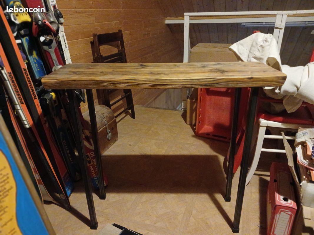 Table d'entrée en noyer (image 2)