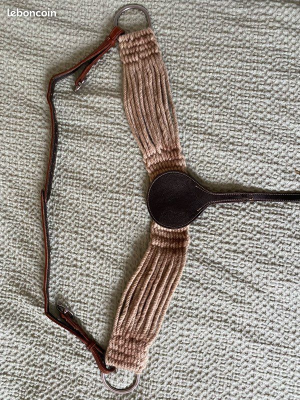 Collier De Poitrine Pour Cheval Western – Mohair Laine Et Cuir Premium – Fait Main – Confortable