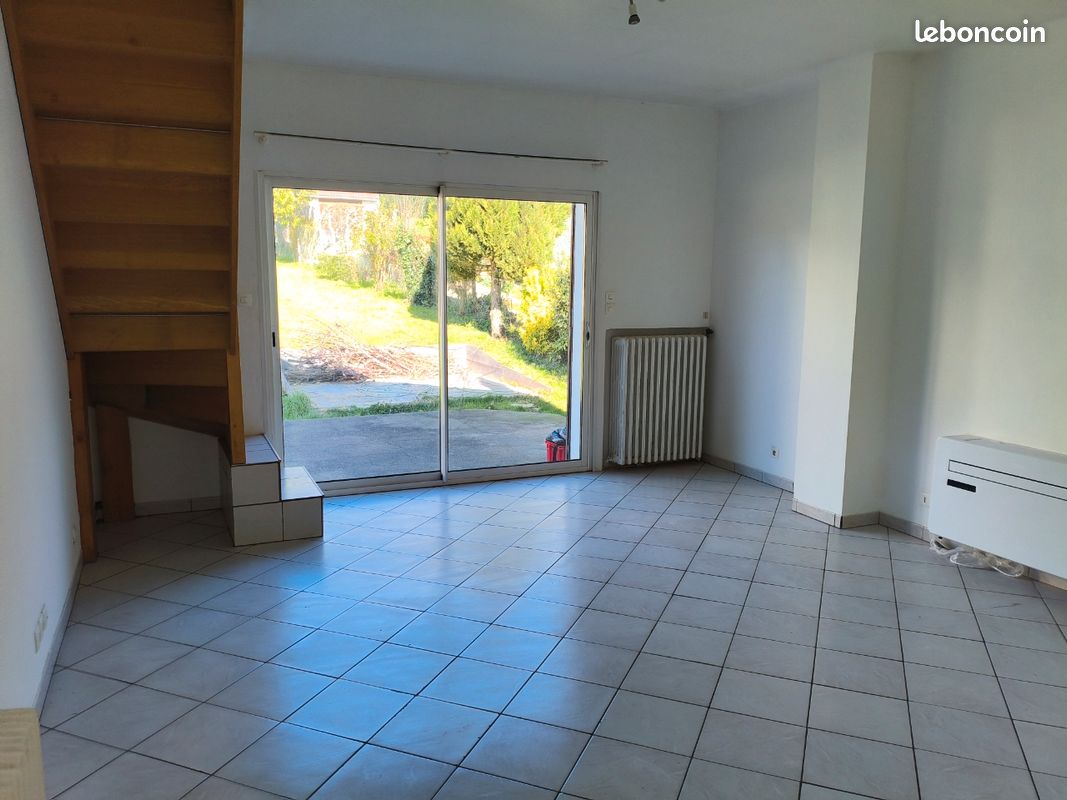 Maison 4 pièces 85 m² · à Jouy · 85 m² · 900 €/mois
