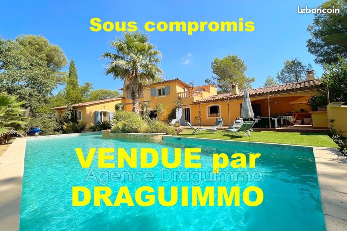 Villa 6 pièces 237 m²