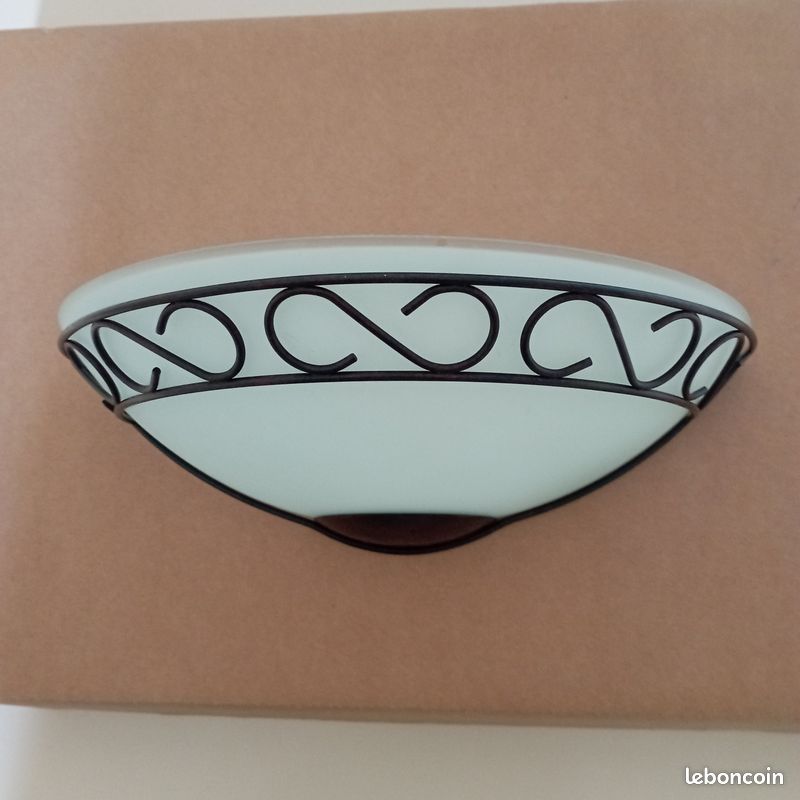 Applique murale verre / métal (image 1)