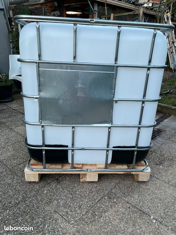 Cuve / Récupérateur d'eau IBC 1000L sur palette (image 2)