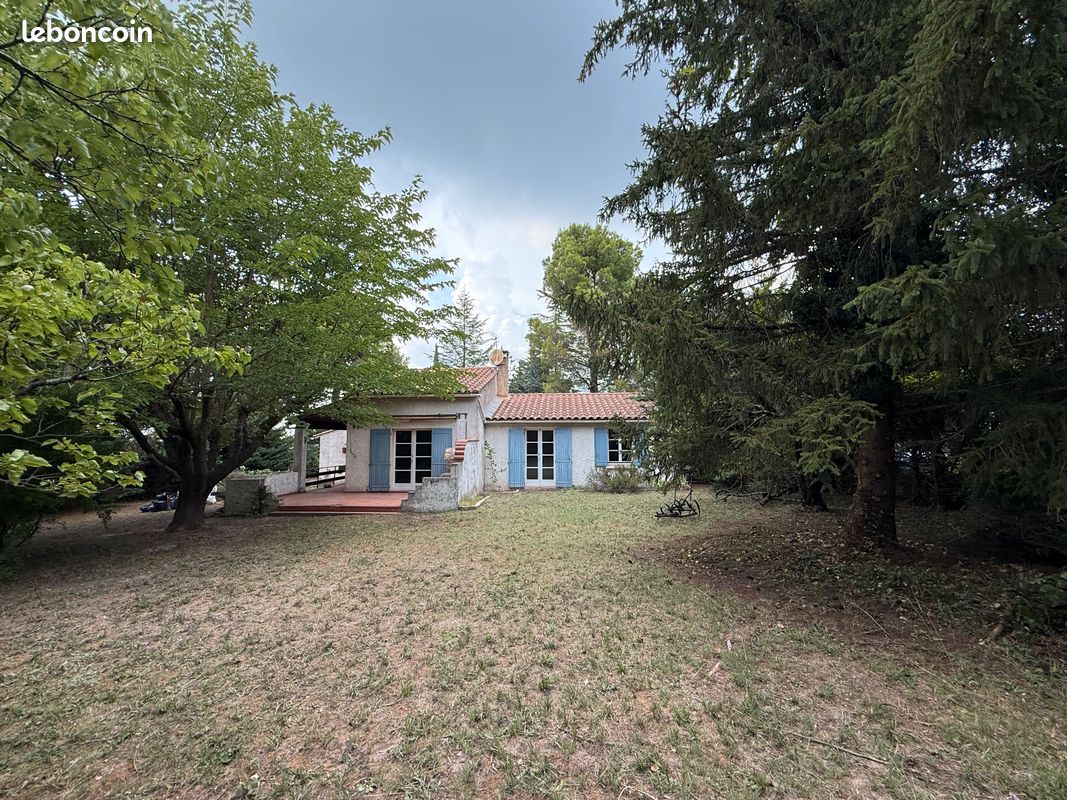 Maison 5 pièces 105 m² · à Lagnes · 105 m² · 440 000 €
