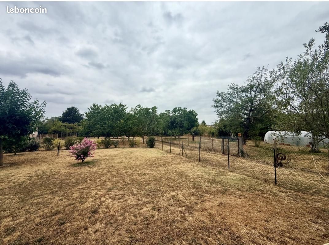 Terrain 1 080 m² Tournefeuille · 252 600 €