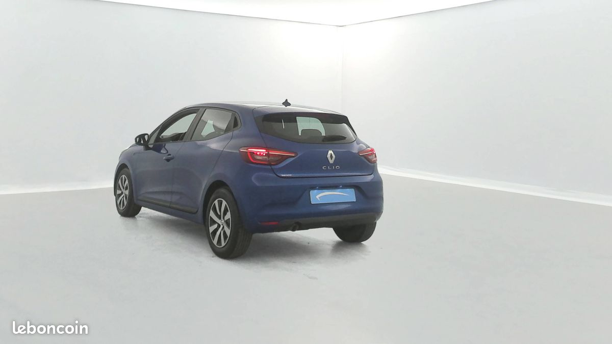RENAULT Clio TCe 90 Equilibre (image 3)