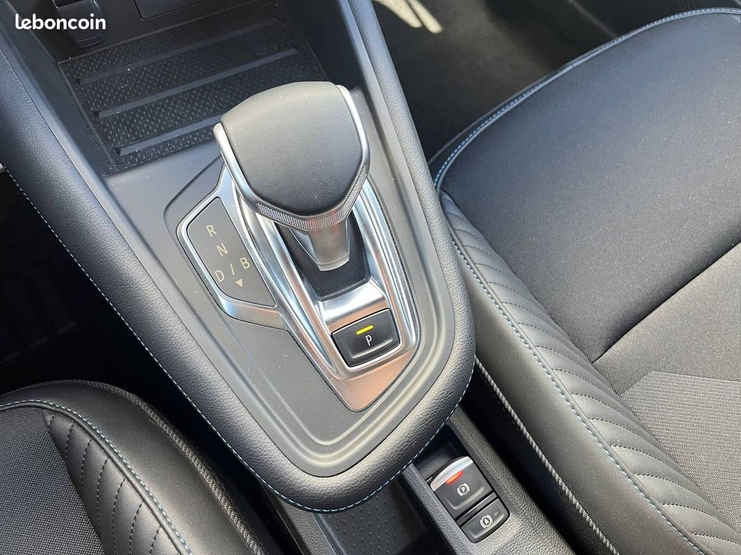 RENAULT Captur E-Tech full hybrid 145 ch esprit Alpine (image 17)