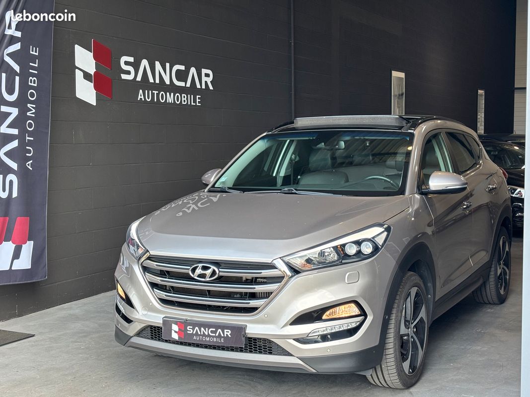 Hyundai Tucson 1.7 crdi 141 Executive / Toit ouvrant / Caméra de recul / Sièges chauffants-ventilés électriques / Volant chauffant / Hayon électrique (image 2)