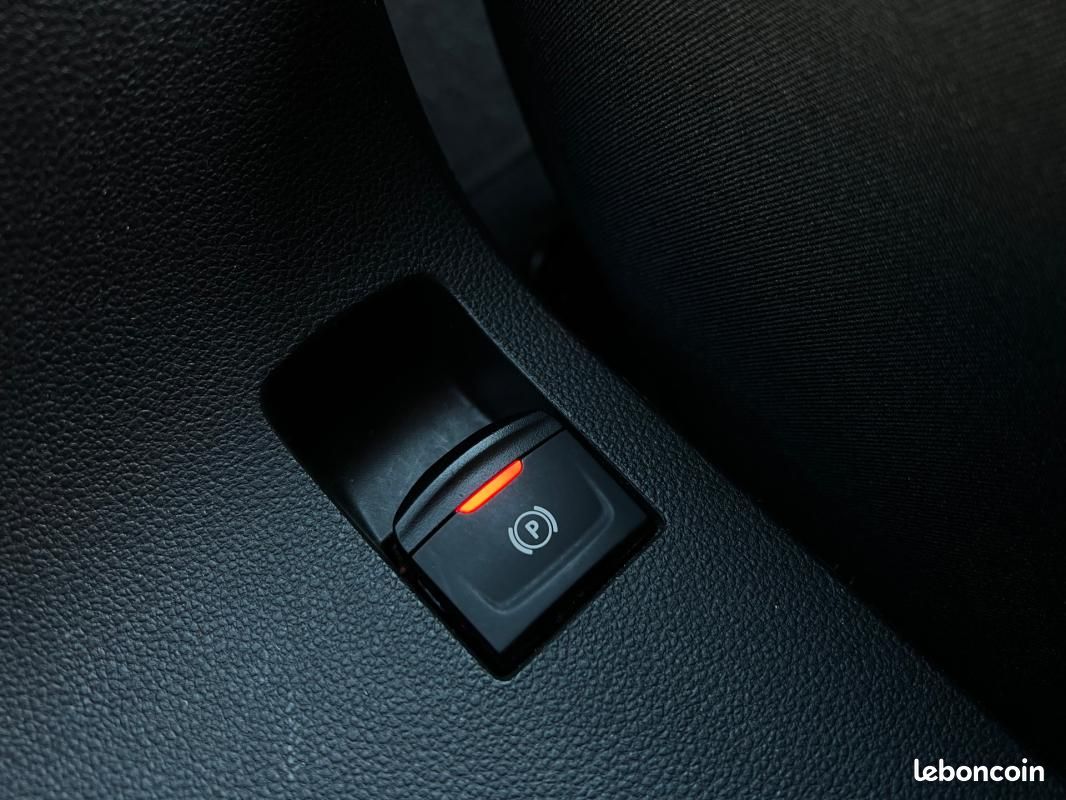 Dacia Sandero TCe 110 Stepway Expression + / CAMÉRA RÉGULATEUR ... (image 28)